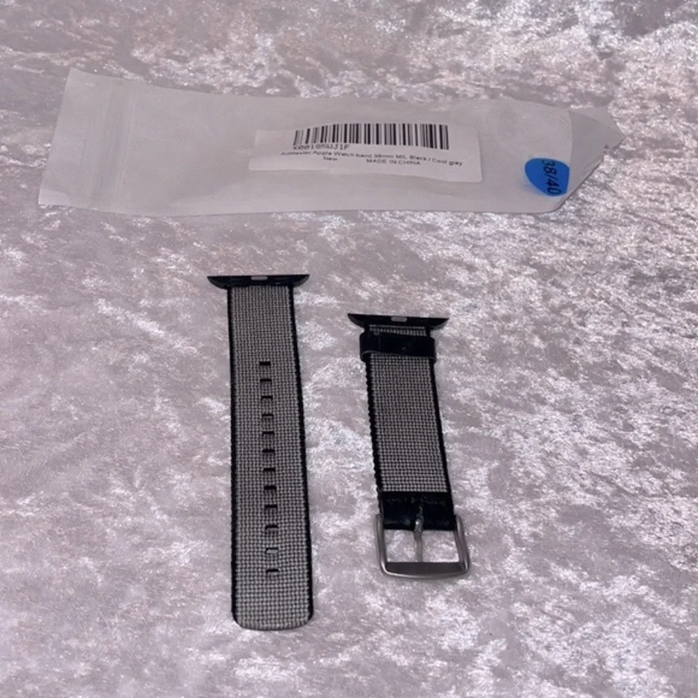 NWT Soft Nylon Pattern Unisex Apple Watch Band, Size 38mm